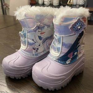 Frozen Light-up Winter Boots, Toddler Size 6